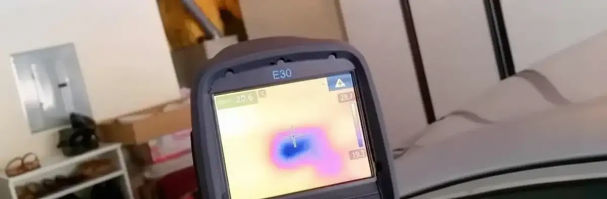 mold inspection using thermal imaging technology to detect moisture and hidden mold in a home in Orlando, FL